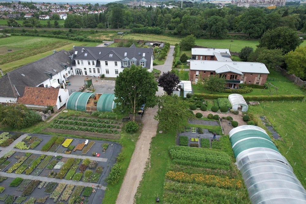 Drohnenaufnahme Maria Haus Hofladen